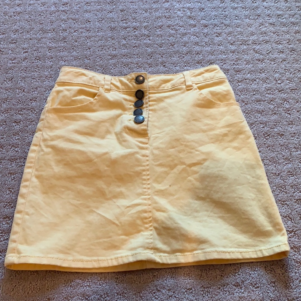 women’s skirt